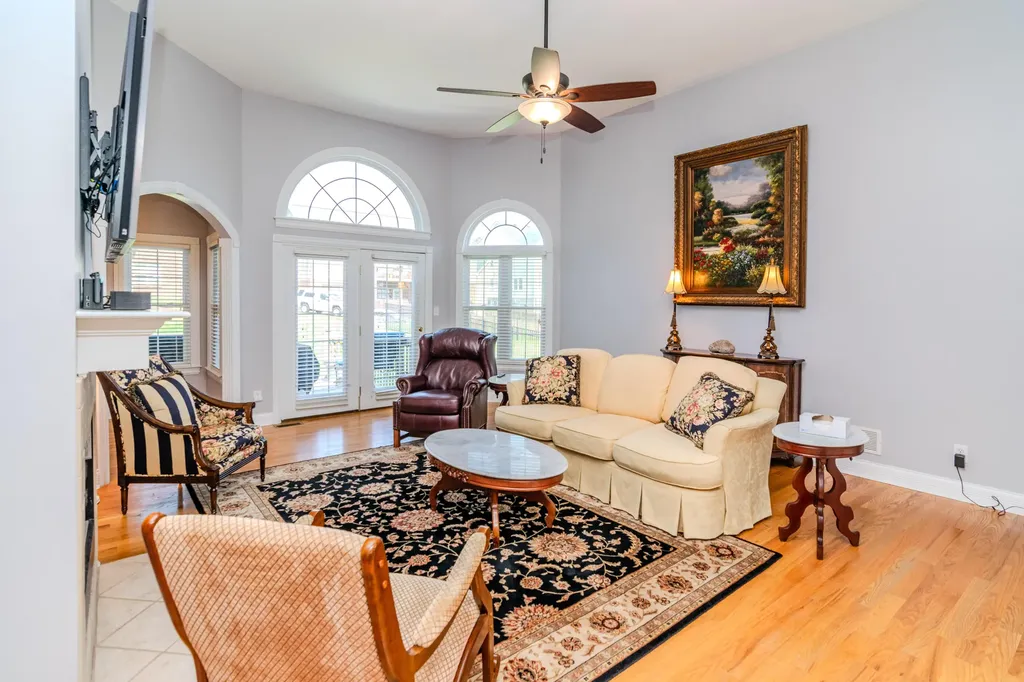 187 Hawthorne Drive Winchester KY 40391
