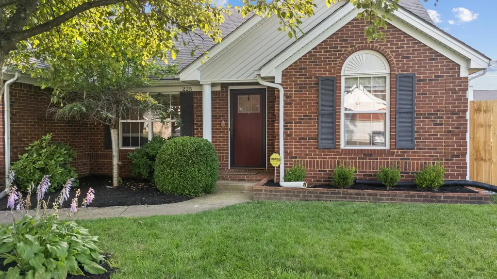 225 Cannonball Drive Nicholasville KY 40356