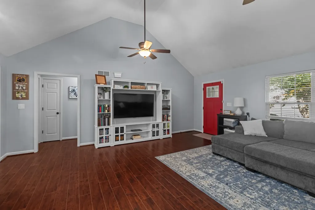225 Cannonball Drive Nicholasville KY 40356