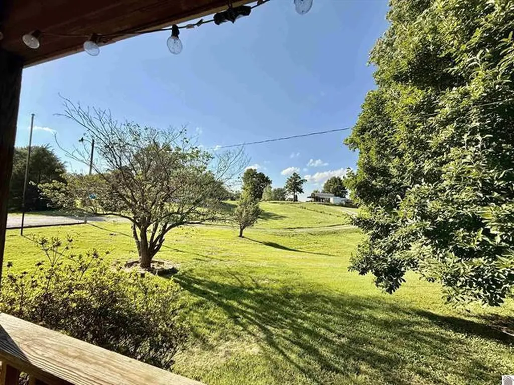 18665 S Ky-141 Sturgis KY 42459