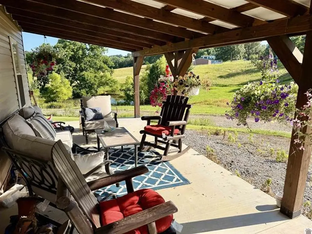 18665 S Ky-141 Sturgis KY 42459