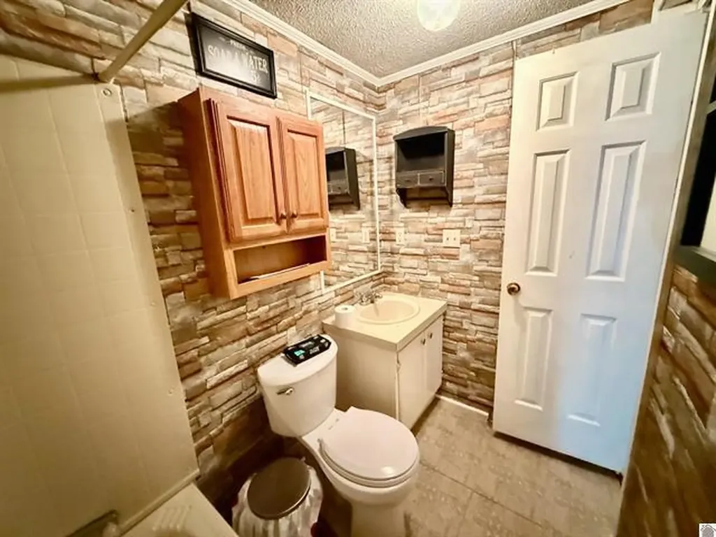 18665 S Ky-141 Sturgis KY 42459