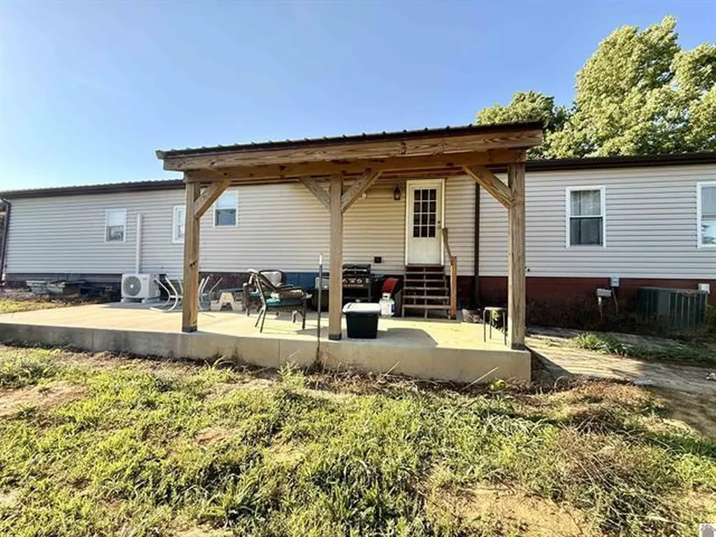 18665 S Ky-141 Sturgis KY 42459