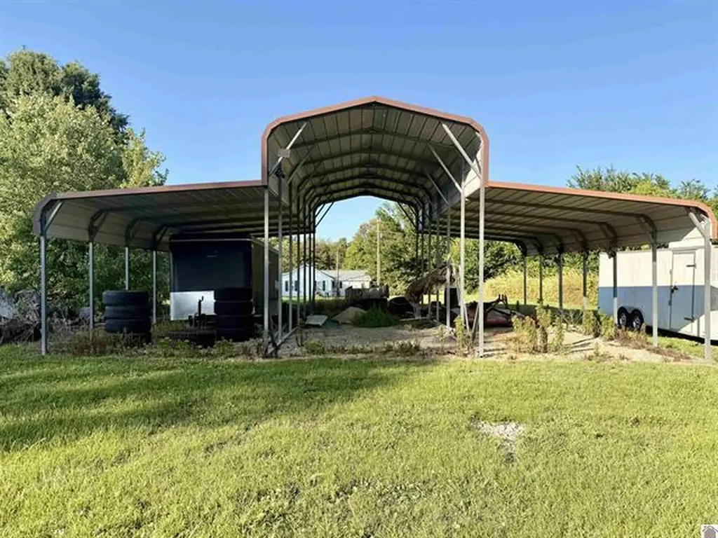 18665 S Ky-141 Sturgis KY 42459