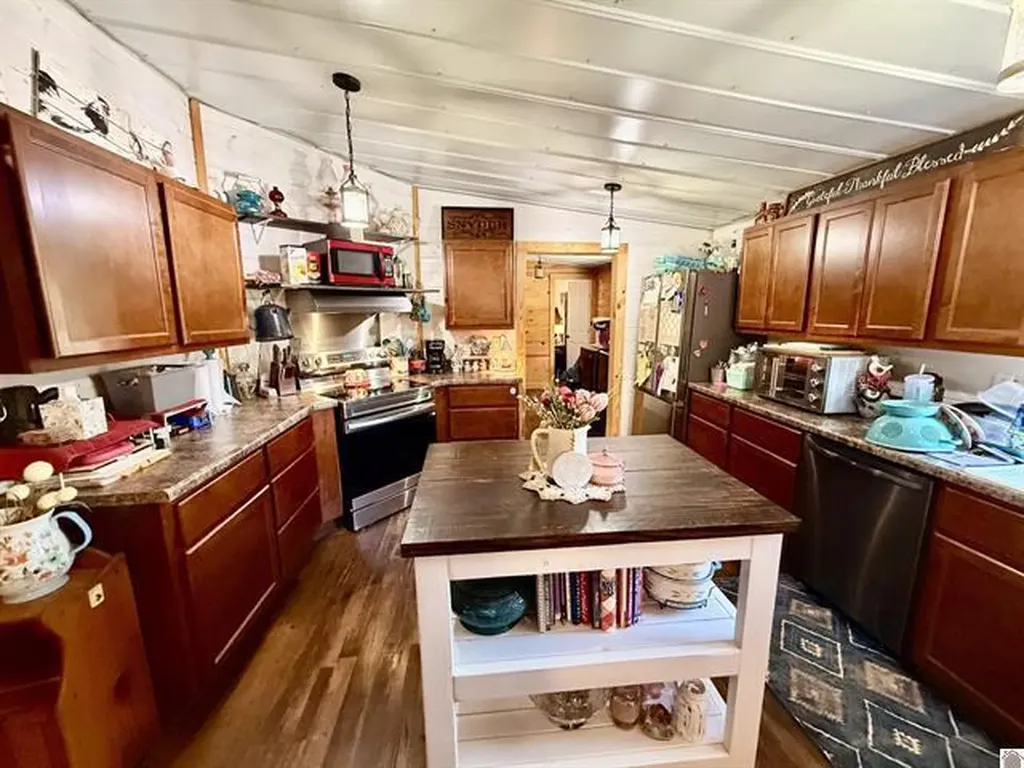 18665 S Ky-141 Sturgis KY 42459