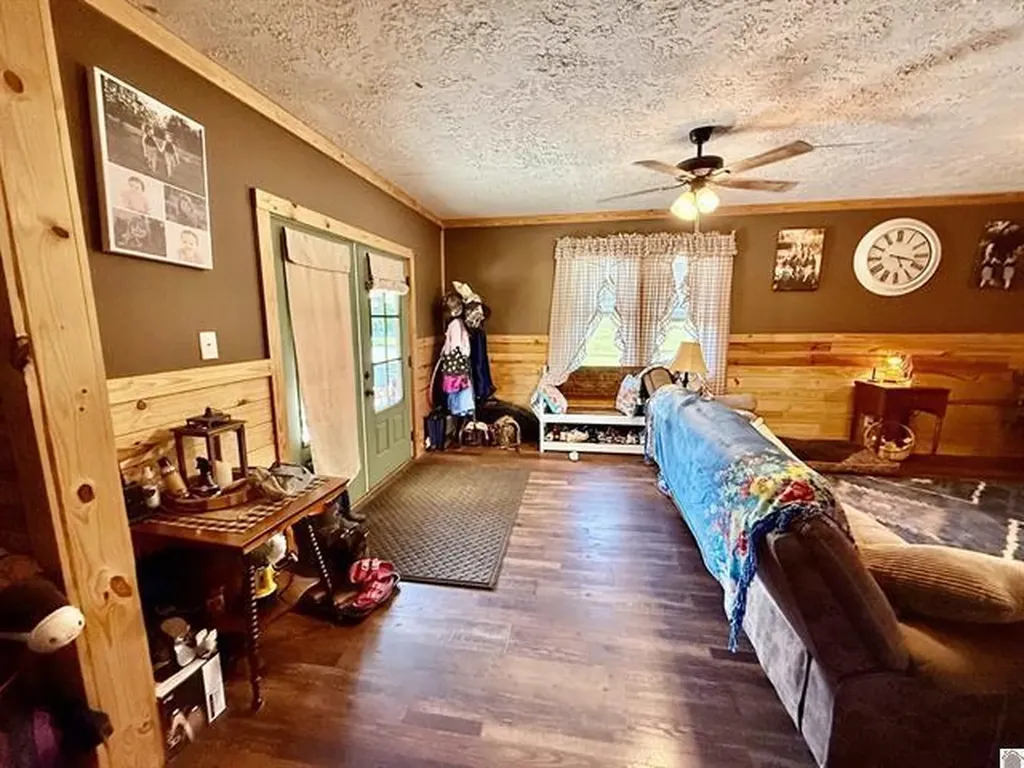 18665 S Ky-141 Sturgis KY 42459