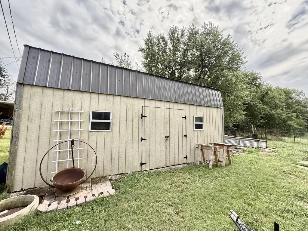 575 N Sutton Lane Mayfield KY 42066