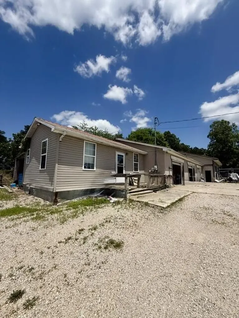86 Montana Lane Frenchburg KY 40322