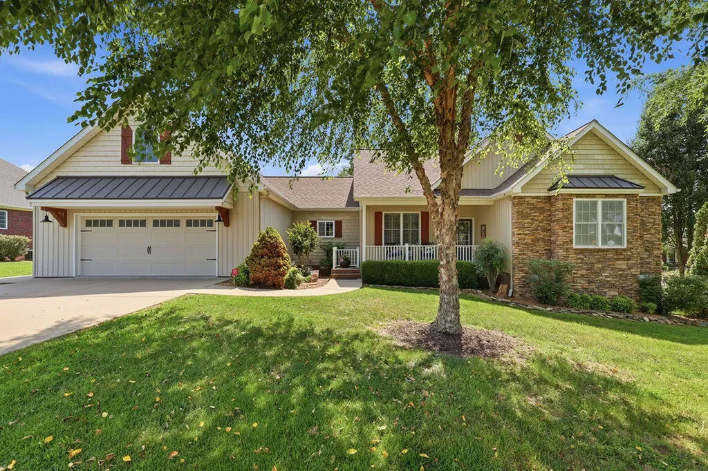 6560 Candlelight Drive Paducah KY 42003