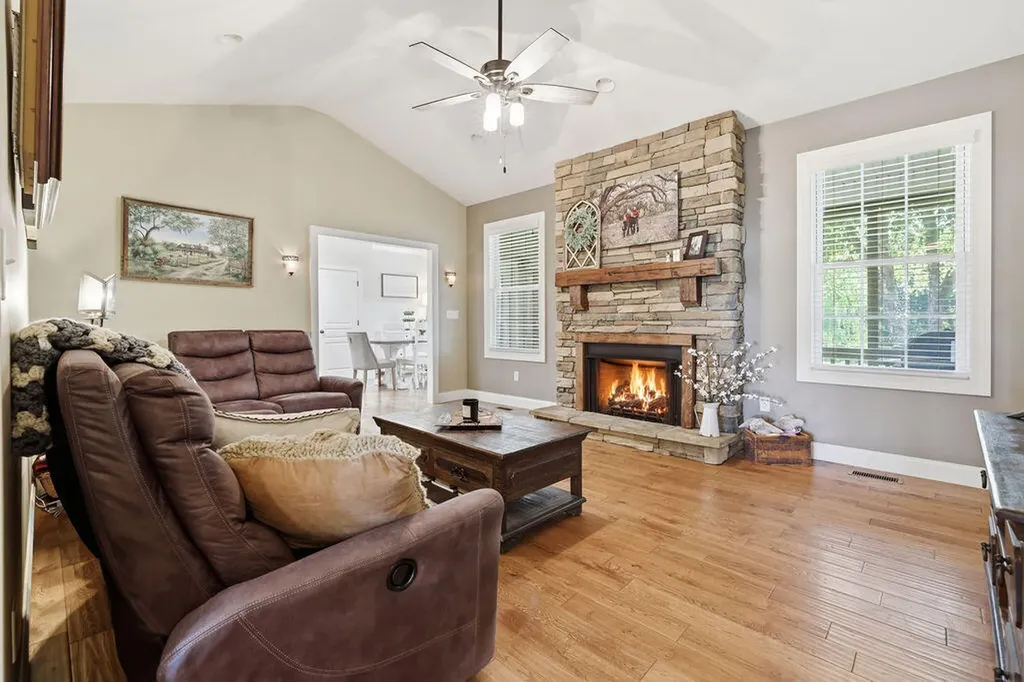 6560 Candlelight Drive Paducah KY 42003