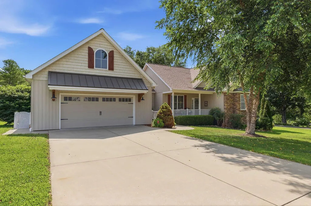6560 Candlelight Drive Paducah KY 42003