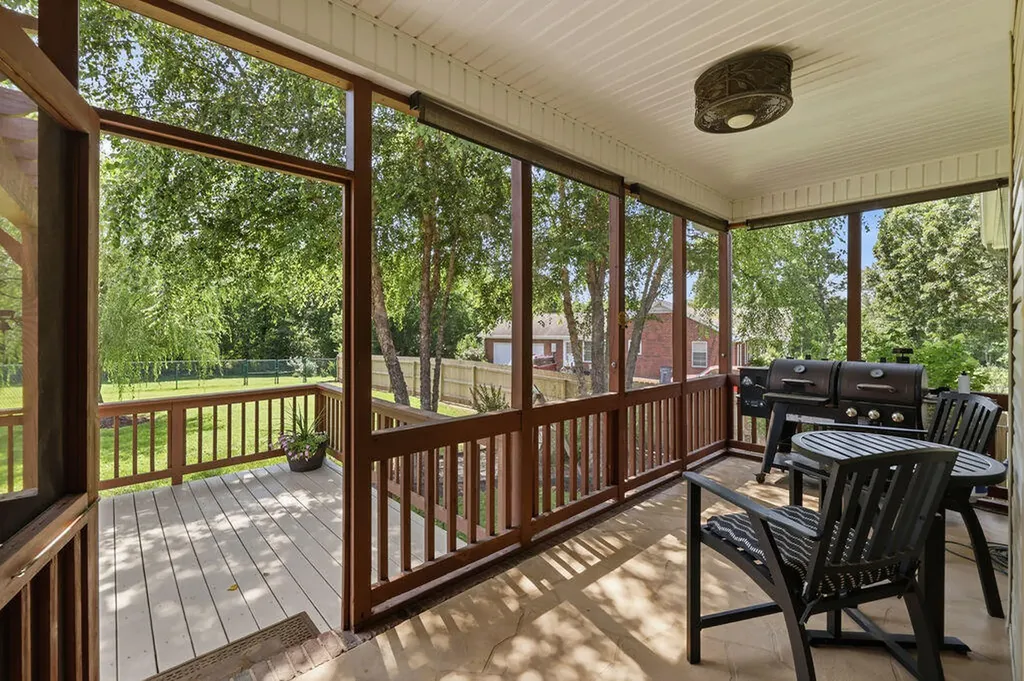 6560 Candlelight Drive Paducah KY 42003