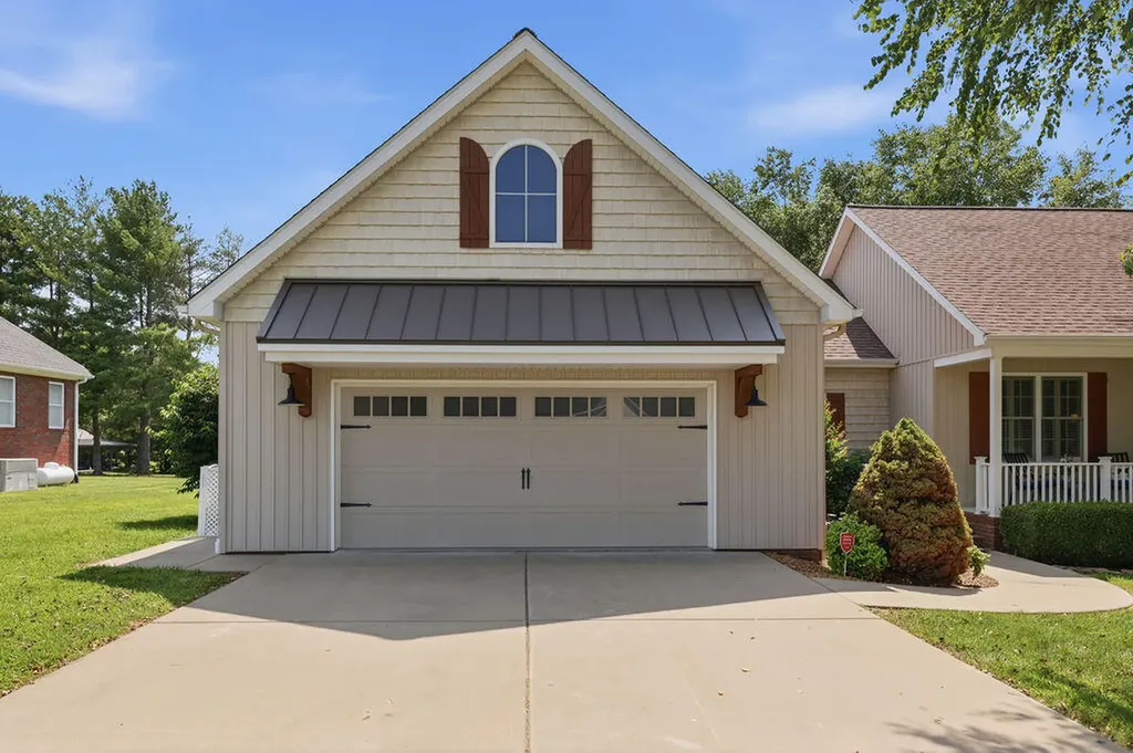 6560 Candlelight Drive Paducah KY 42003