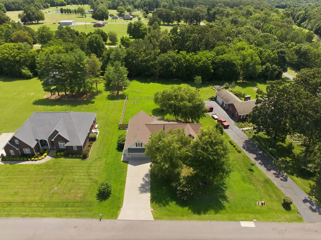 6560 Candlelight Drive Paducah KY 42003