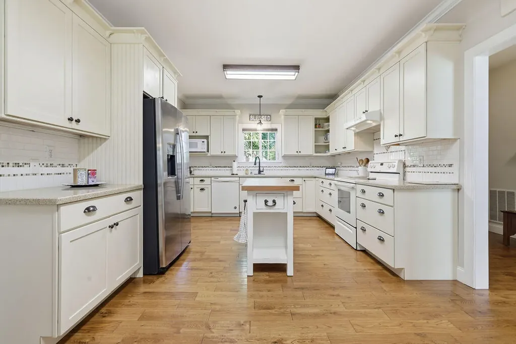 6560 Candlelight Drive Paducah KY 42003