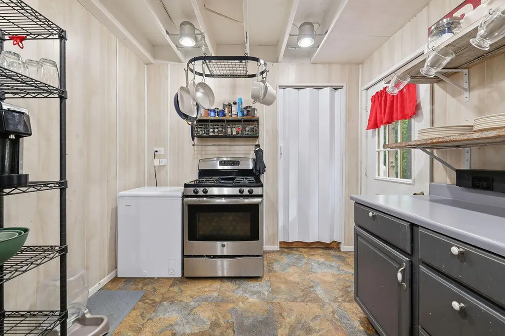 450 Navigator Drive Murray KY 42071