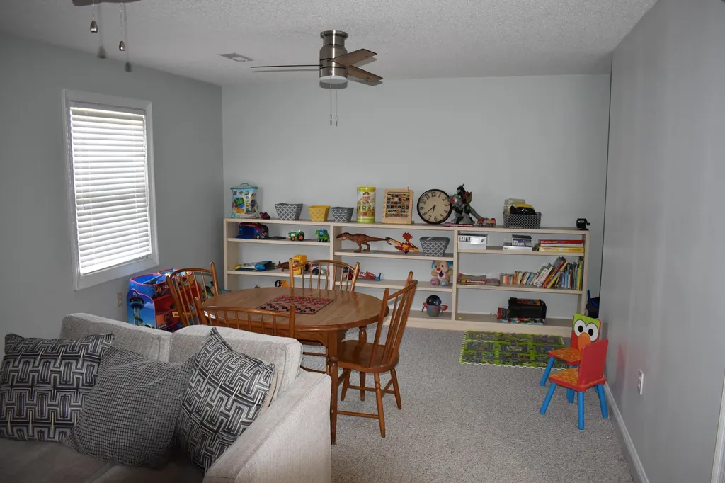 8255 Old Lovelaceville Road Paducah KY 42001