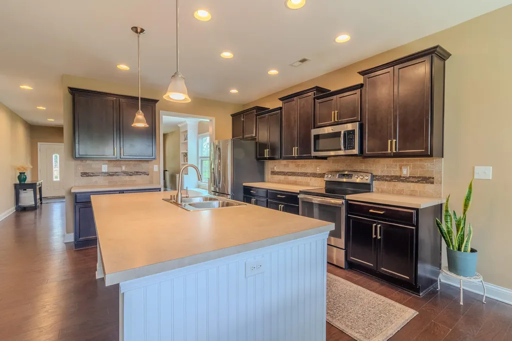 437 Larkhill Cove Lexington KY 40509