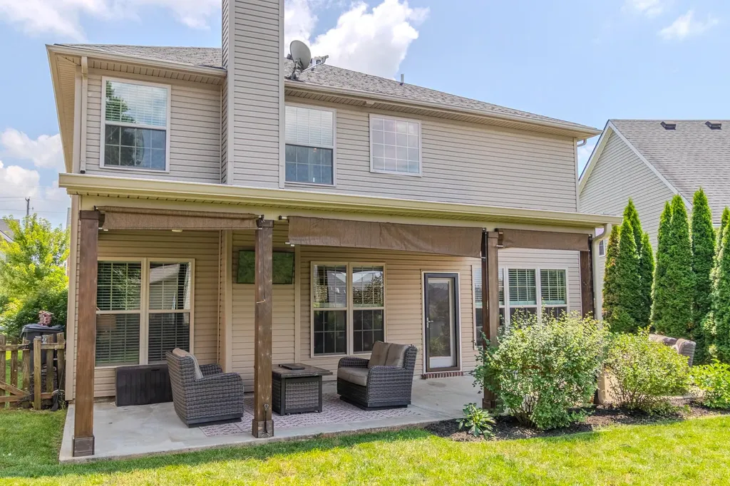 437 Larkhill Cove Lexington KY 40509