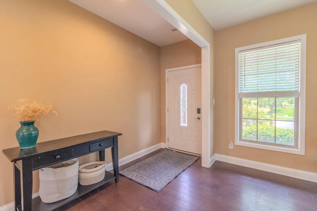 437 Larkhill Cove Lexington KY 40509