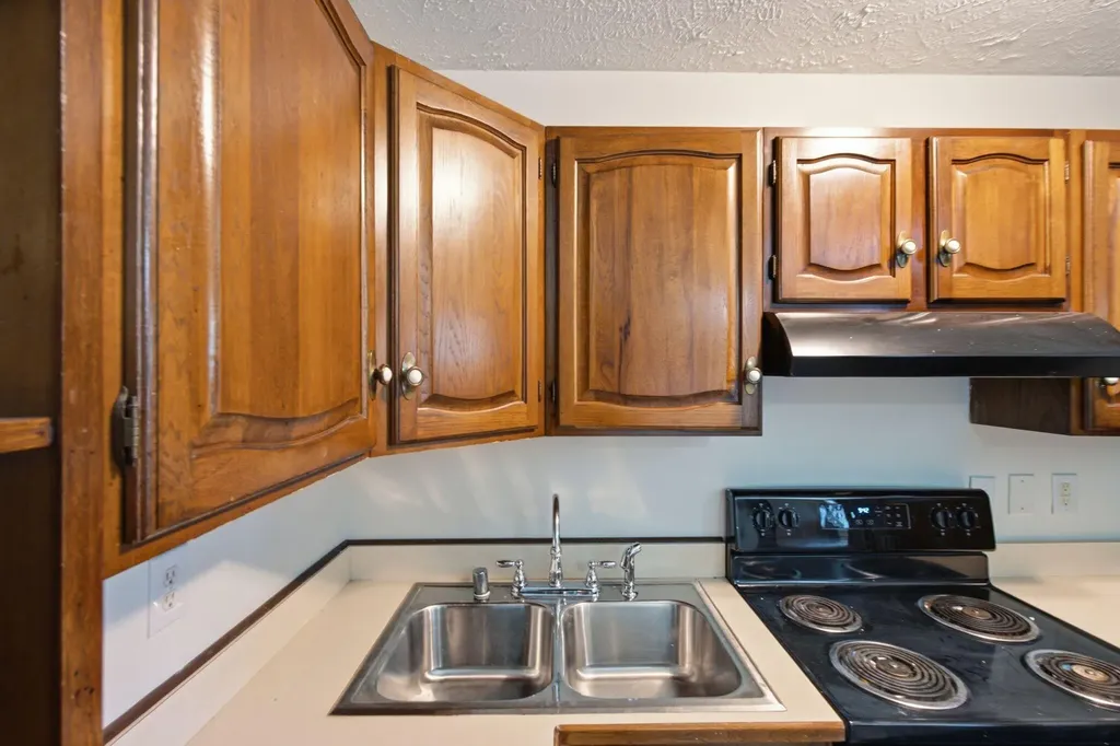 1970 Knight Lane Lexington KY 40511