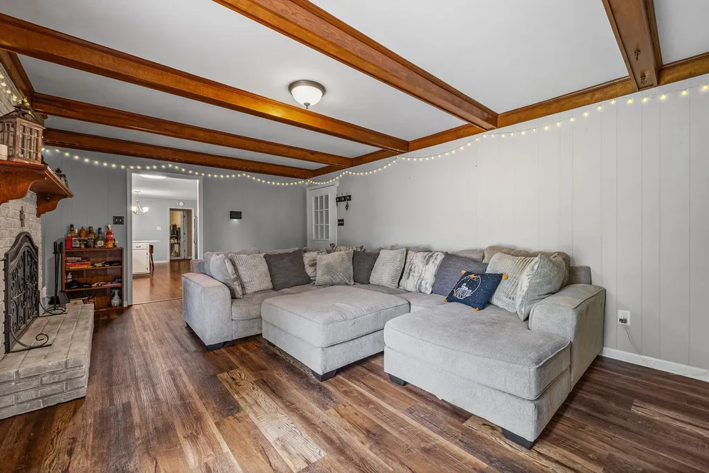 133 Windsor Drive Hopkinsville KY 42240