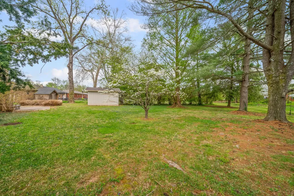 133 Windsor Drive Hopkinsville KY 42240