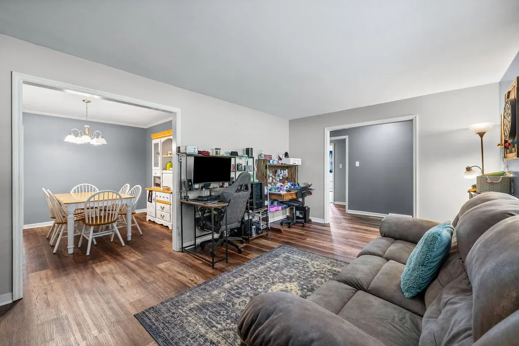133 Windsor Drive Hopkinsville KY 42240