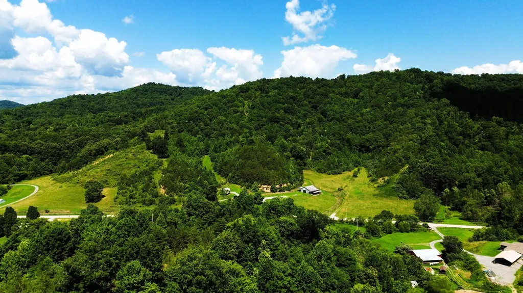 6270 Ky-1809 Barbourville KY 40906