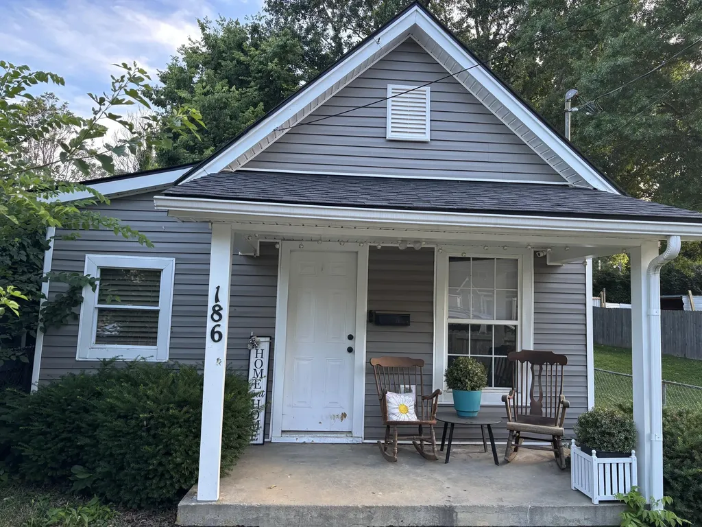 186 Eddie Street Lexington KY 40508