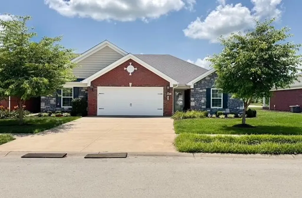 107 Riggs Boulevard Bardstown KY 40004