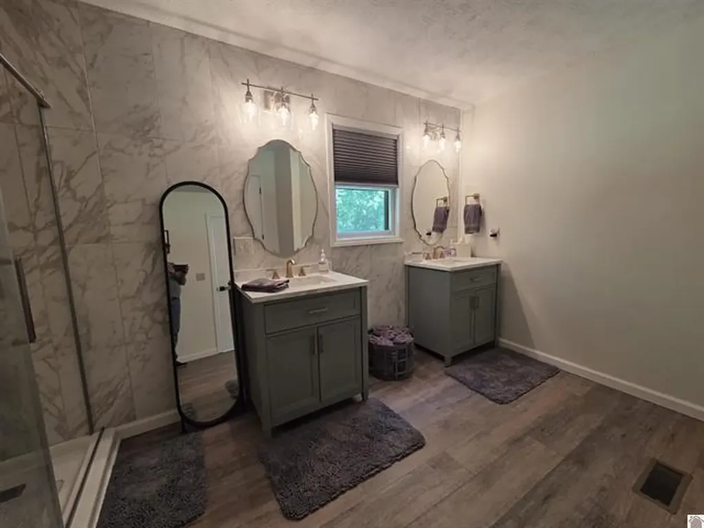 142 Hancock Lane Benton KY 42025