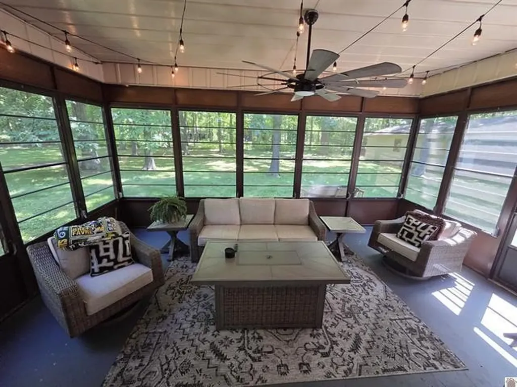 142 Hancock Lane Benton KY 42025