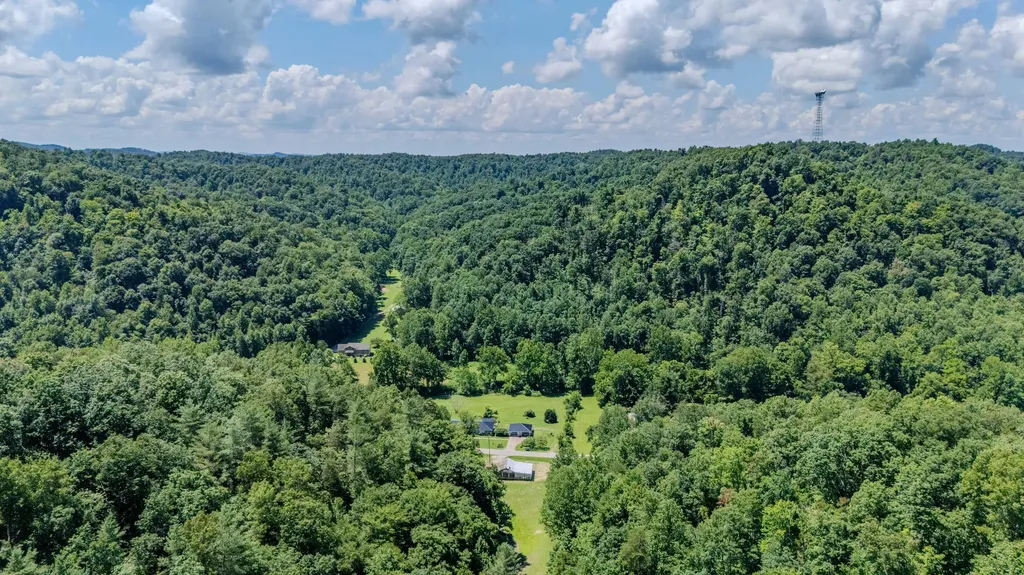 7466 Hawkins Branch Road Frenchburg KY 40322