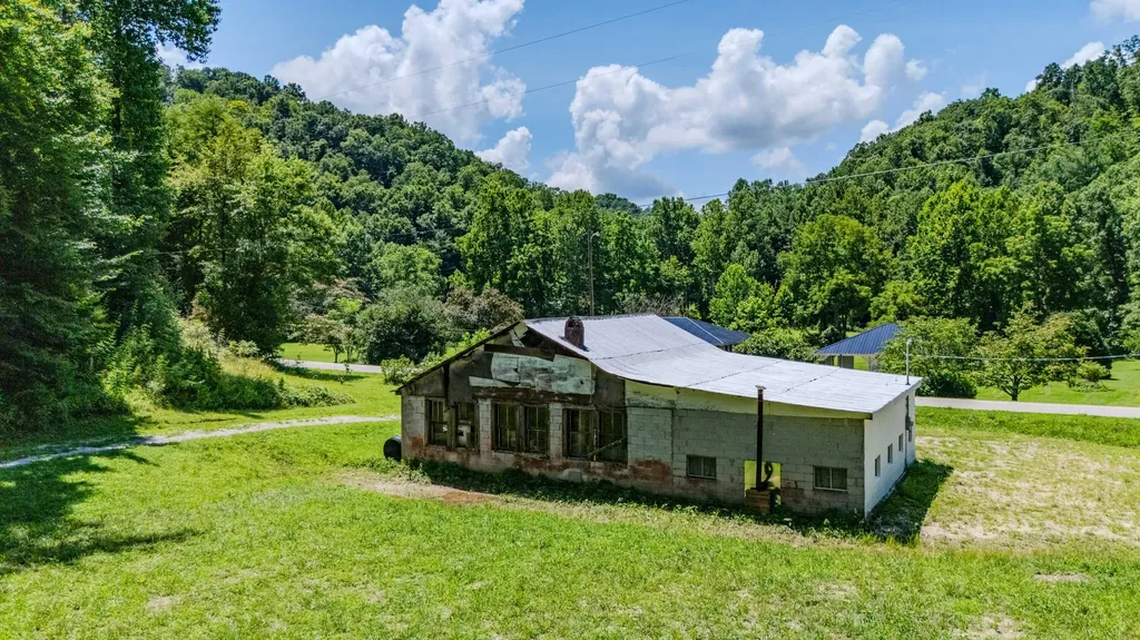 7466 Hawkins Branch Road Frenchburg KY 40322
