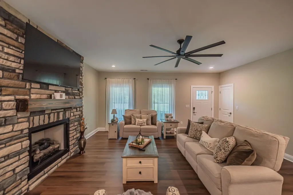 1725 N Friendship Road Paducah KY 42001