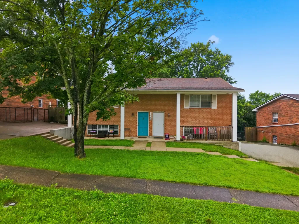 1362 Dix Drive Lexington KY 40517