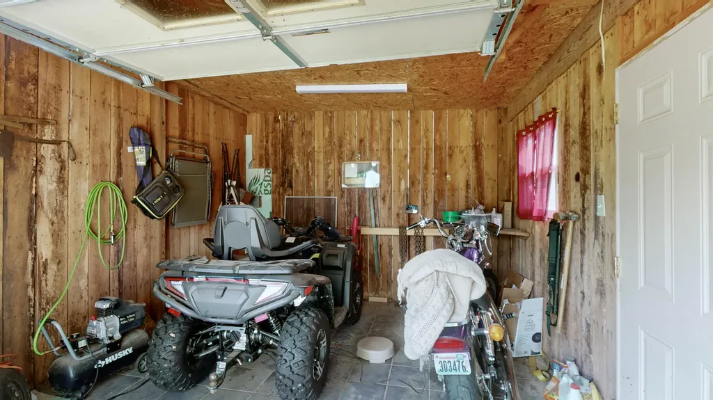 1239 Caldwell Road Murray KY 42071