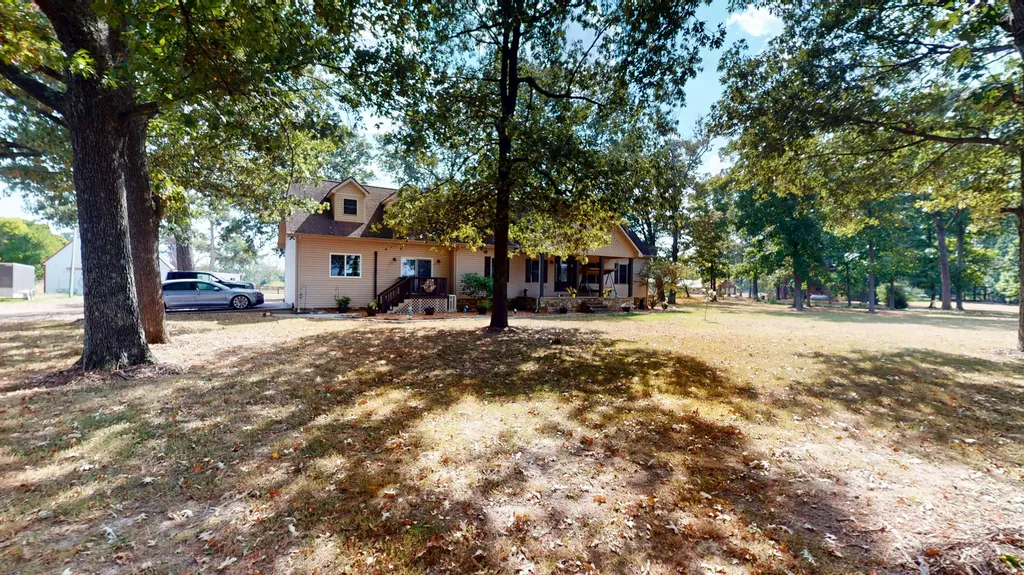 1239 Caldwell Road Murray KY 42071