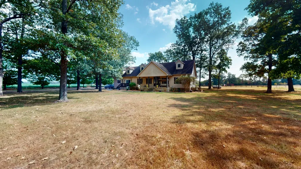 1239 Caldwell Road Murray KY 42071