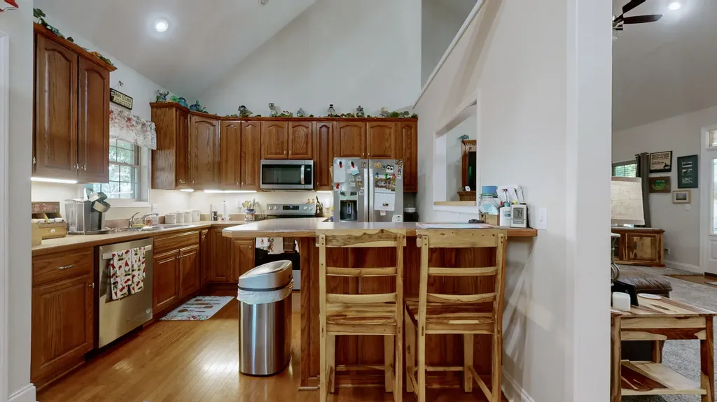 1239 Caldwell Road Murray KY 42071