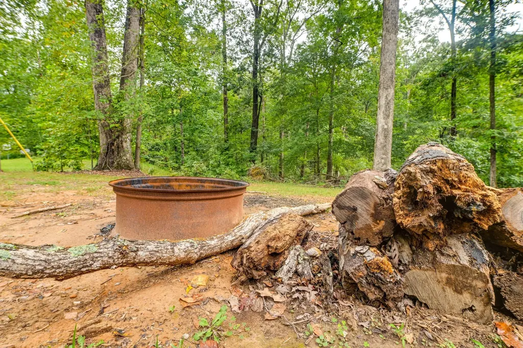 120 120 Wooded Acres Lane Murray KY 42071