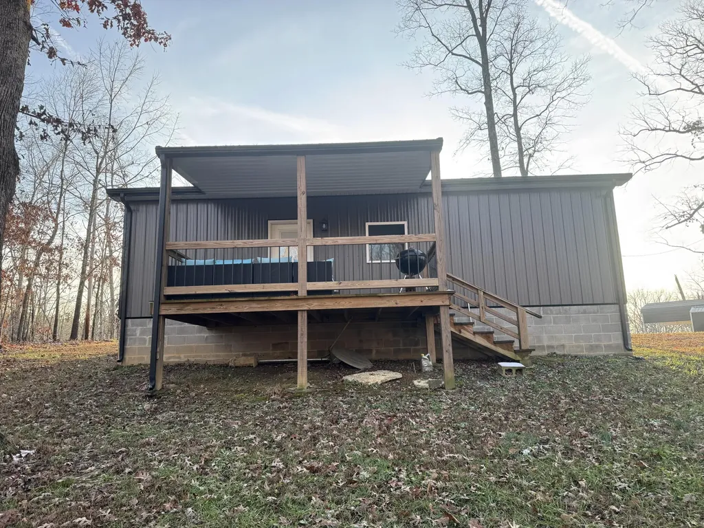 120 120 Wooded Acres Lane Murray KY 42071