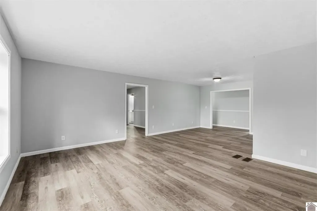 2510 Lovelaceville Florence Boaz KY 42027