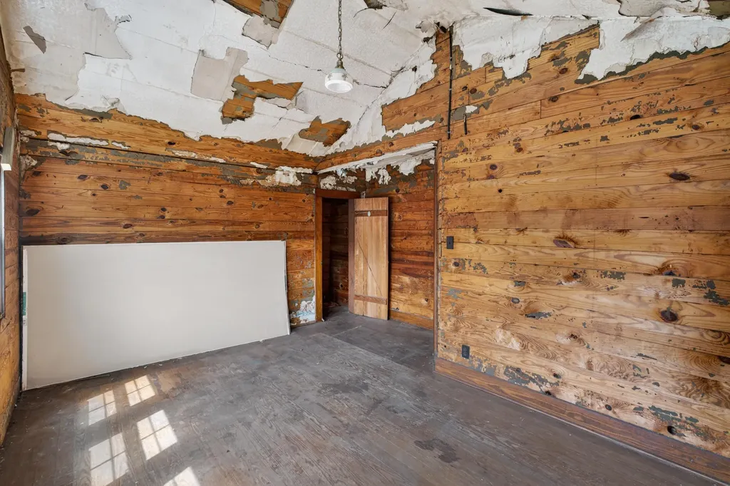 200 W 12th Street Benton KY 42025