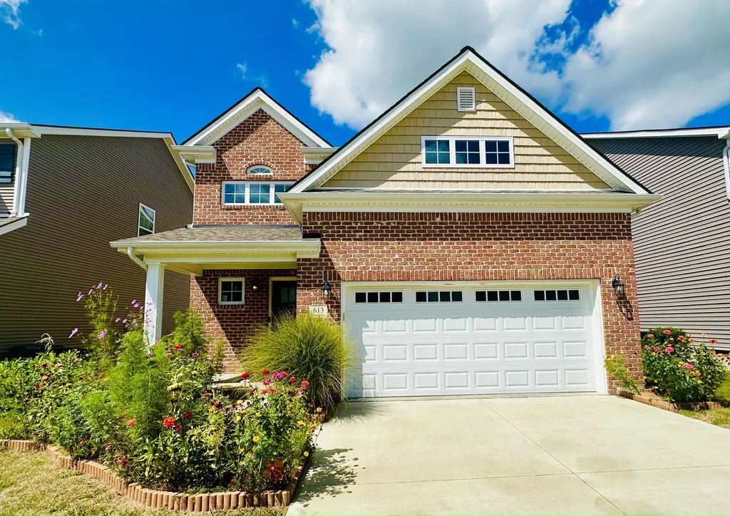 613 Estrella Drive Lexington KY 40511
