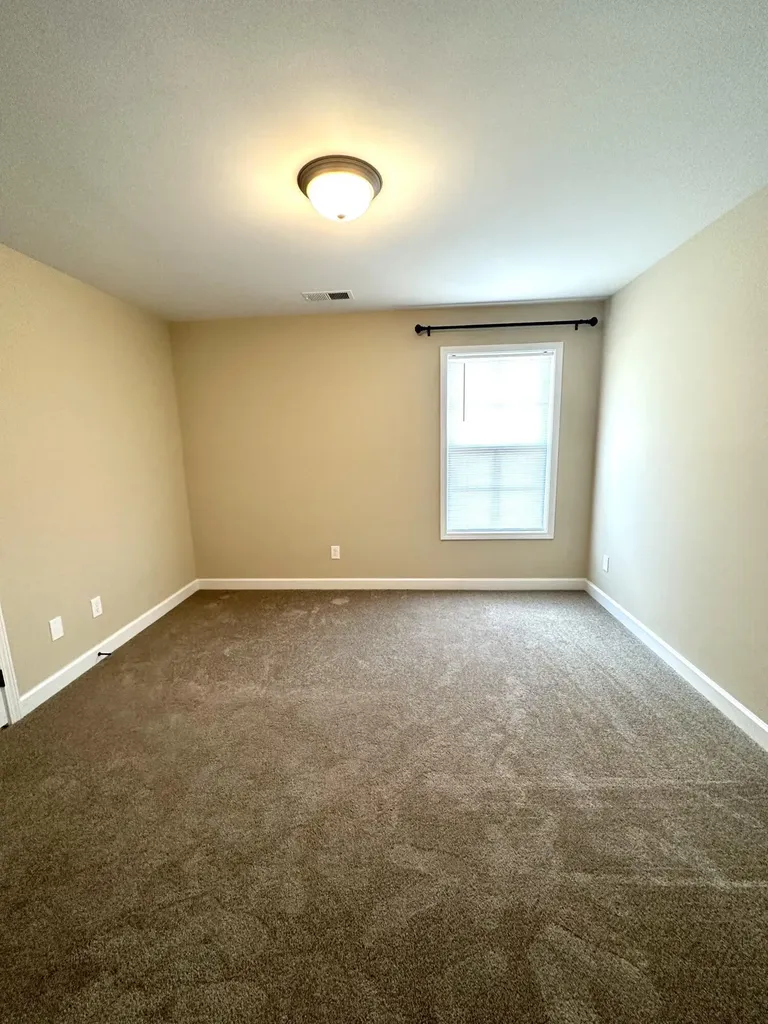 613 Estrella Drive Lexington KY 40511