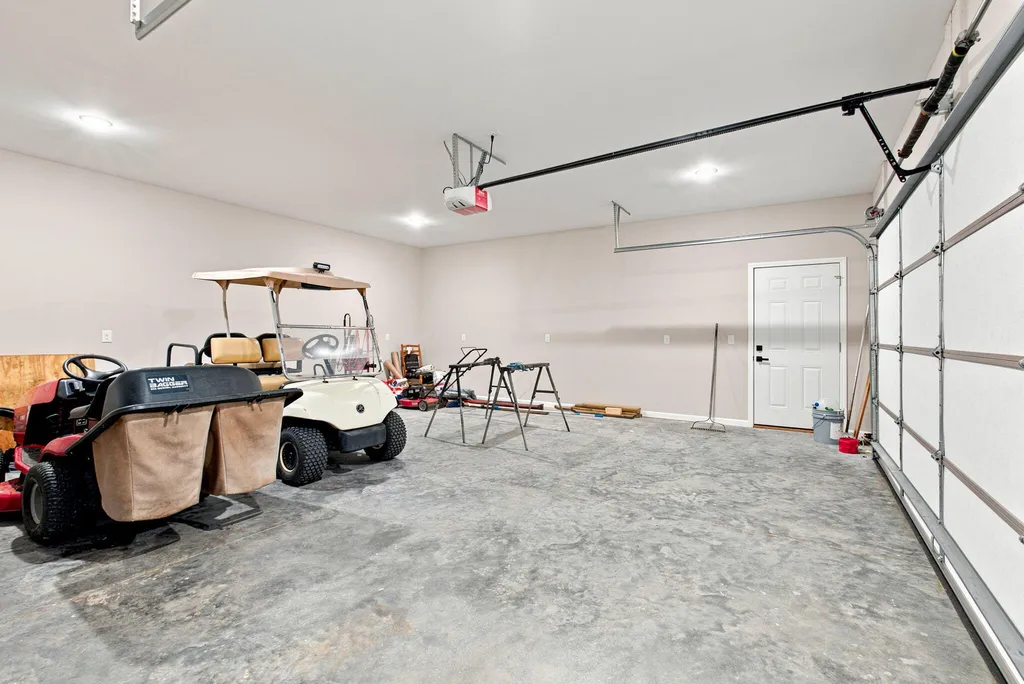 14240 Highway 2004 Mckee KY 40447