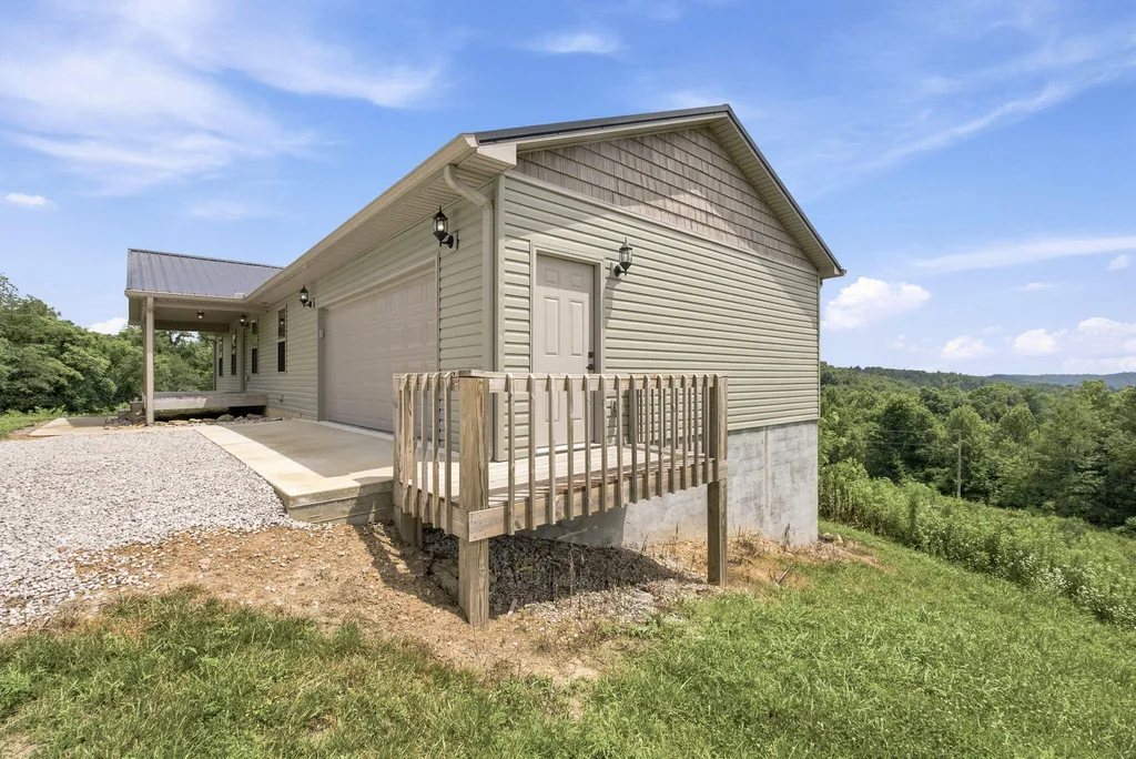 14240 Highway 2004 Mckee KY 40447
