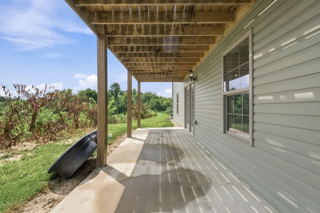 14240 Highway 2004 Mckee KY 40447